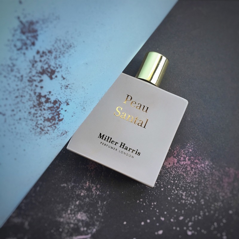 肌に着想を得たペアフレグランス